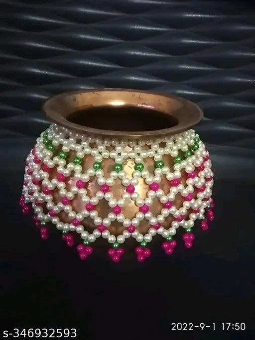 Pink and white kalash haar
