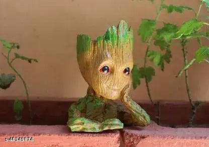 Aapurti Groot Thinking Shape Plant Pot