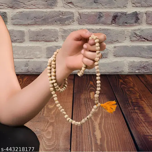 Kamalgatta, Lal Chandhan 3 Combo