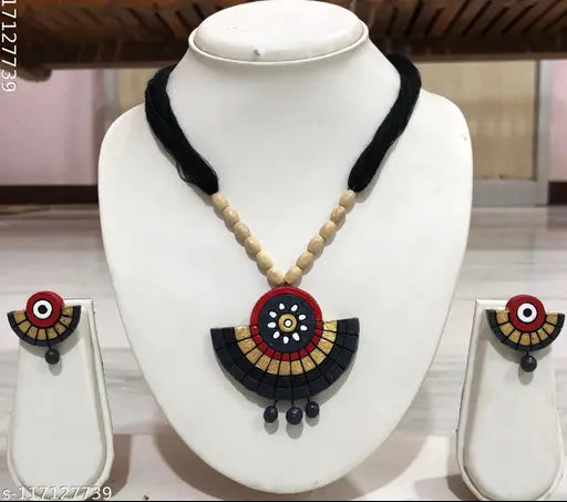 Handmade Terracotta(Clay Work) Pendent Set