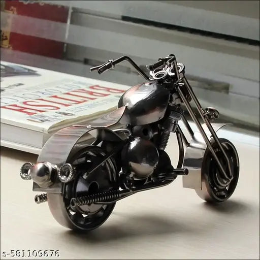 HANDMADE HUB/Iron Bike/Handcrafted Welding Motorcycle/Vintage Decoration Desktop/Table Top Showpiece For Home & Office Decor/Antique Gifting Ornaments.