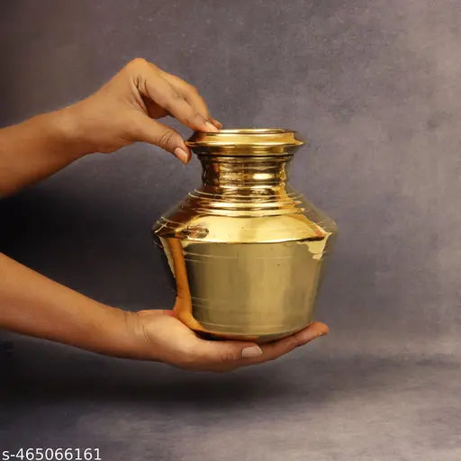 Putrika Traditional Handcrafted brass Kudam | Ghada | Water Pot | Pooja Kalash for Ceremonies| Theertha Kudam | Kumbha | Pithalai Kudam | Handi - Brass Kudam -Small
