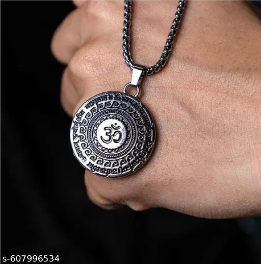 OM gyantri mantra pendant Mahadev Maha Mrityunjaya Mantra Om Pendant Locket for Men & Women Best Gift for Men, Brother , Girls Women
