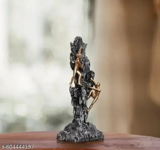 Mountain Climbers Men Showpiece