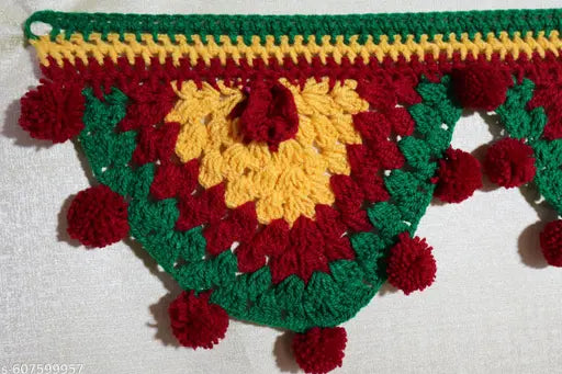 Woolen toran