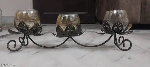 High Quality Trendy matte black candle holder with glass -