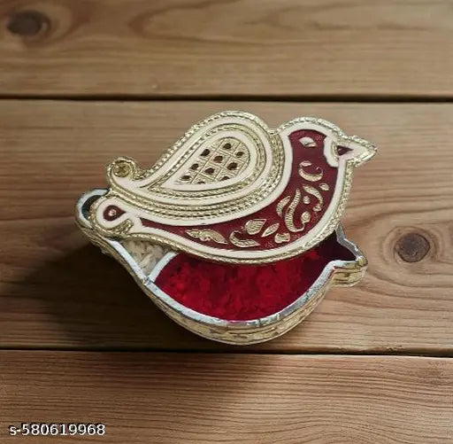 Tika Chopra in sparrow Shape Minakari Work/Kumkum Box (Red) Pack Of 1 for Gift and Pooja ROLI & RICE BOX / ROLI AKSHAT BOX/ SINDOOR DIBBI (GOLDEN FINISH) Puja Articles