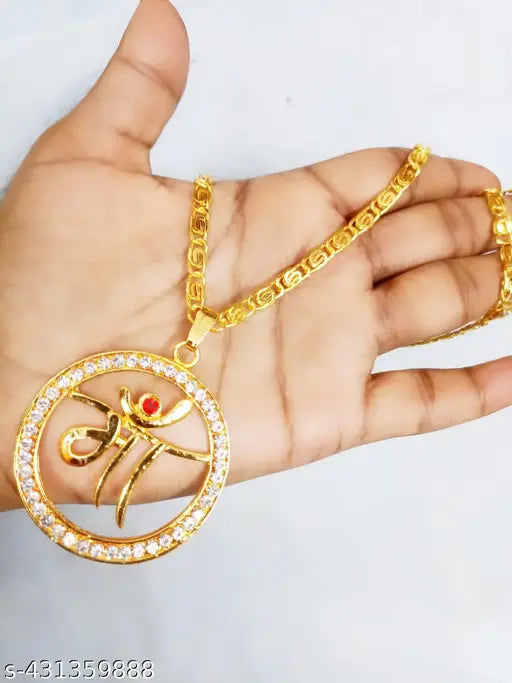 MAA LOCKET WITH GOLD   CHAIN