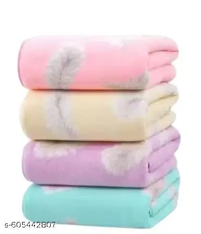 Microfiber Soft Leaf Printed Bath Towel, (400 Gm), Super Soft Towel for Bath Men and Women, Premium Bath Towel, Bath Towel Large Size | Absorbent Super Soft & Comfortable Quick Drying Bathing Towel (140 x 70 Cm), Unisex, Pack Of 1 Pcs (Random Colour)