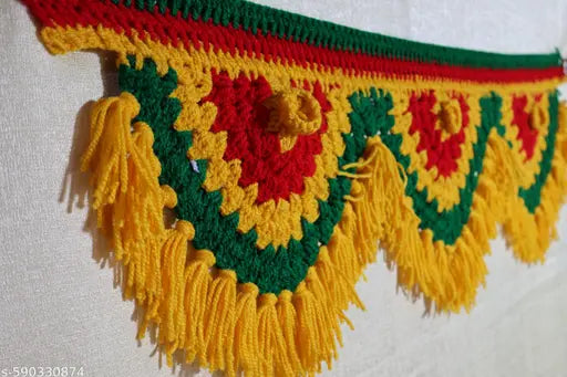 Alluring Wall Decor & Hangings