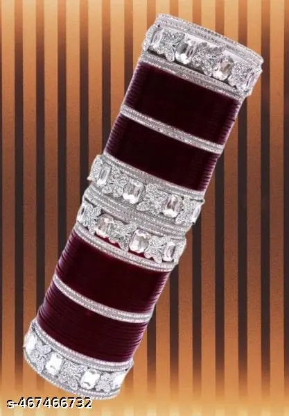 Buttterfly kada white nikhar maroon chooda