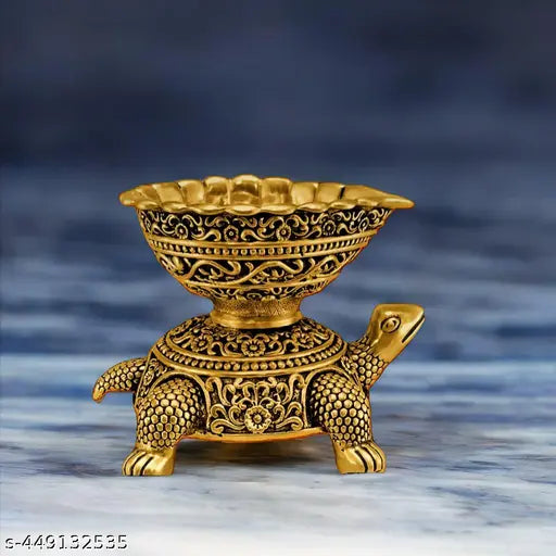 Unique Diyas & Lanterns