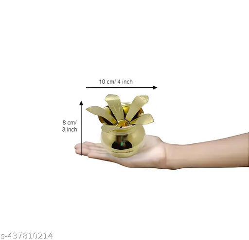 Trendy Brass Mangal Kalash and Mango Leaves | Pittal ka Lota, Aam Patta - 2 Pcs Combo