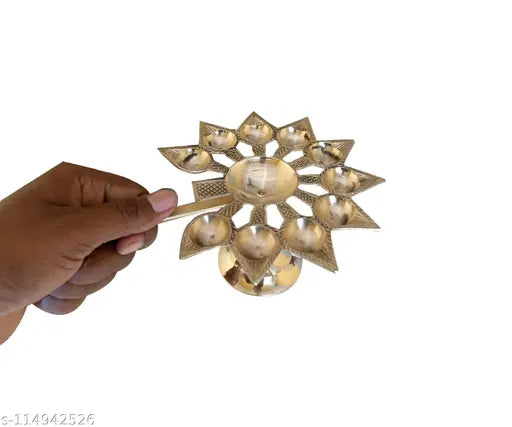 Craft World Dasmukhi Arti Diya,Aarti Standten Face Cutting Diya | Dasmukhi Diya Brass Table, Dasmukhi Pradeep(Height: 3 Inch)