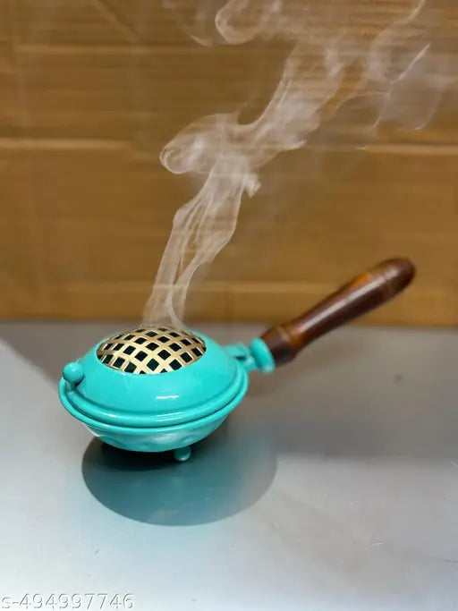 SM India Premium Dhoop Dani Burner for Pooja and Home Fragrance | Traditional Brass Dhoop Dani with Wooden Handle for Temple, Meditation, Yoga, Aromatherapy & Spiritual Rituals | Decorative Incense Cone Burner for Positive Energy, Home Décor, Festive Pooj