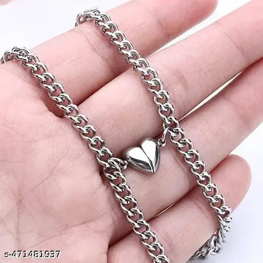 2Pcs Loving Magnet Bracelet Stainless Steel Heart shaped Romentic Love Couples Friedship promise 2 in 1 duo Wrist Band Bracelet Attractive Valentine's Gift for Men and Women