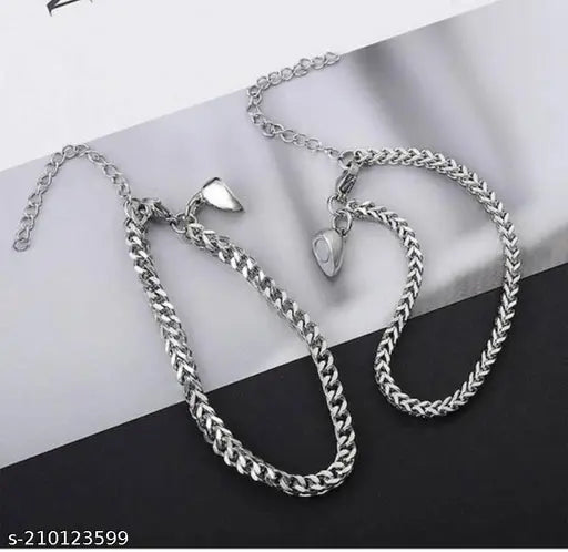 DEALNUT 2pcs Magnetic Couple Bracelets for Women Men, Sun and Moon Attraction Matching Bracelet Lover Gifts for Boyfriend Girlfriend Best Friend