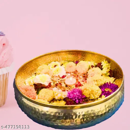 Urli Decorative Urli Bowls for Table , Office , Living Room ,Festival Decoration Bowl for Entrance , Rangoli Antique Round Hammered Traditional Potpourri Bowl Handcrafted Metallic Gold (Size 8 Inch)