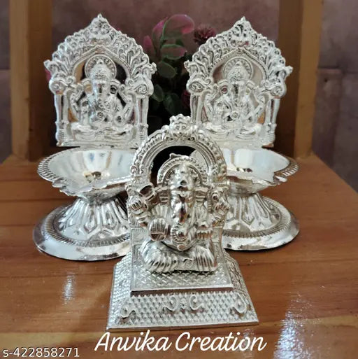 Silver Plated Set Of 2 Ganesha Diya And Ganesha Idol