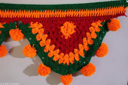 Woolen toran