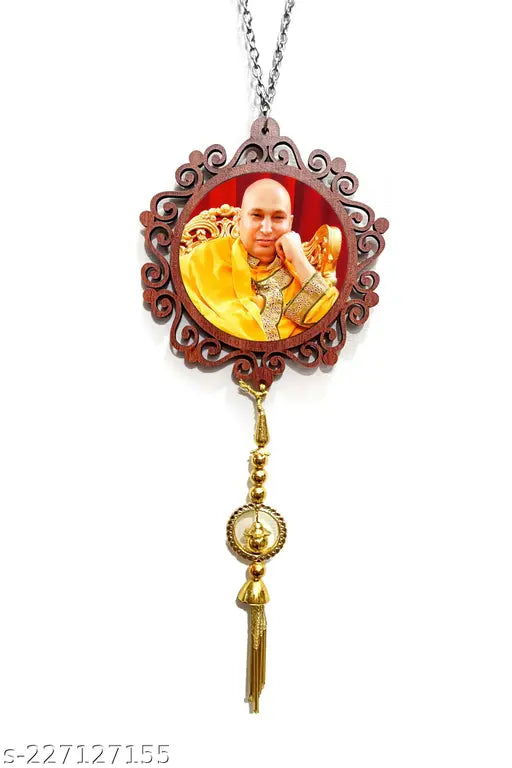 Sunder Kaya Guru Ji (Nirmal Singh Ji Maharaj) Car Hanging With Latkan Round Shape, 4x4 Inch - Wooden Car Dashboard Showpiece Hanging Car Interior Deco Rear-Mirror Hanging Inside Keychain Free, Pack of 1