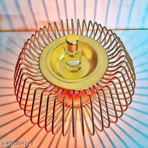 Elegant' Design Aroma' Diffuser/Burner with 10 ml Aroma' Oil | Made by Galvanized Metal Golden
