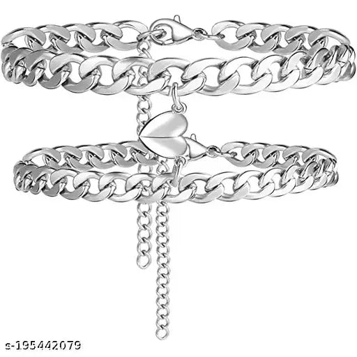 Couple Bracelets, 2 Pcs Adjustable Cuban Chain Magnetic Heart Hand In Hand Bracelets Matching Promise Best friend, Couples Bracelets for Boyfriend Girlfriend Gifts.