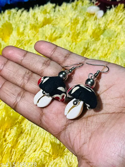 Handcrafted fabric jewellery set for women with kori