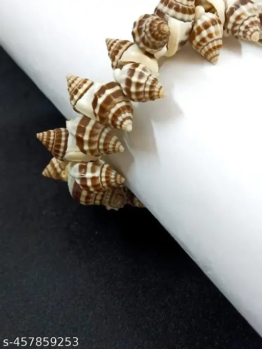 Divine Shunkh Bracelet: A Symbol of Power and Protection