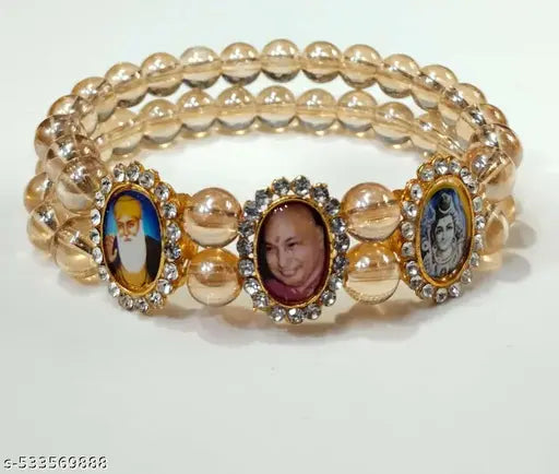 Guruji Swaroop Gold Beaded Bracelet for Unisex Adults | Shukhrana guru ji Spiritual Wristwear with Divine Guruji Photo | Religious Raksha Bracelet for Devotees