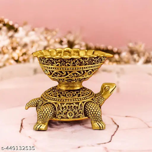 Unique Diyas & Lanterns