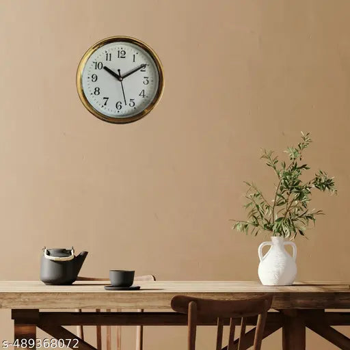 GAYATRI CRAFT AND DECOR Stylish Wall Clock for Home & Office, Modern Design Decorative Wall Clock, Designer Wall Clock for Living Room, Elegant Look