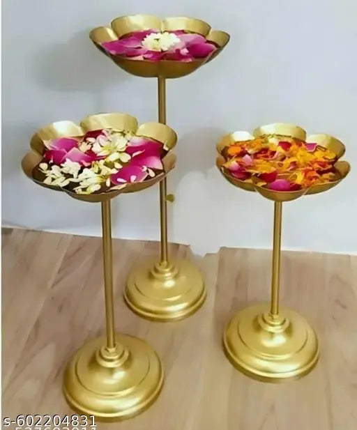 Urli Bowl Tealight Holder set of 3 for diwali puja home decor (Taj Stand Set), Iron