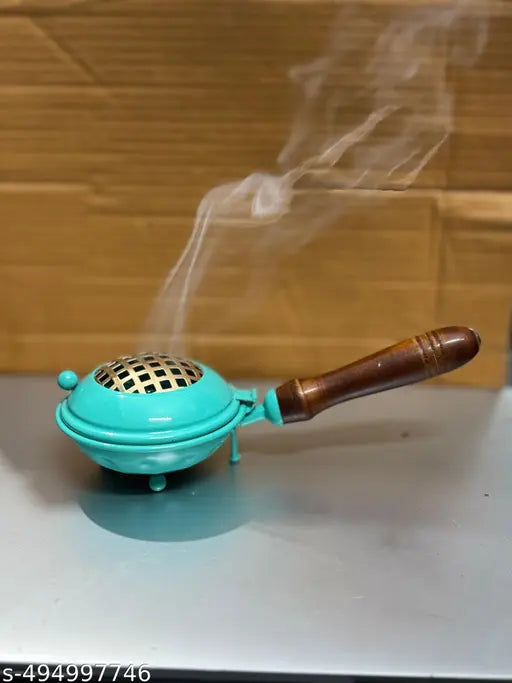 SM India Premium Dhoop Dani Burner for Pooja and Home Fragrance | Traditional Brass Dhoop Dani with Wooden Handle for Temple, Meditation, Yoga, Aromatherapy & Spiritual Rituals | Decorative Incense Cone Burner for Positive Energy, Home Décor, Festive Pooj