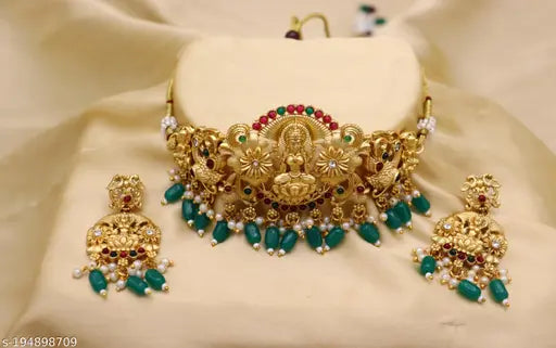 Temple Style Laxmi Choker Jewlery Set