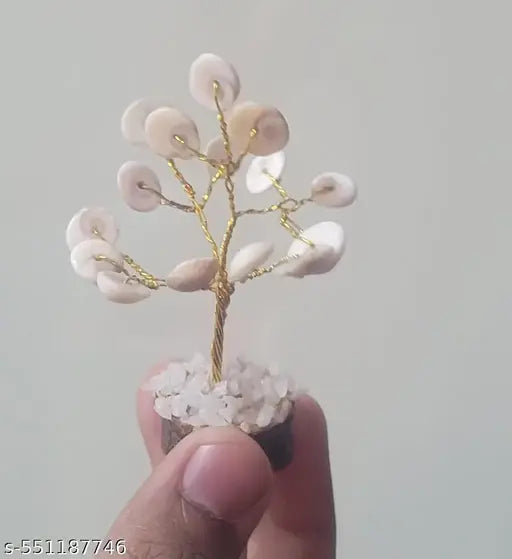 Attractive Showpices&Collectibles tree