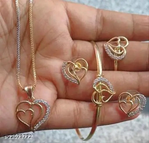 Sizzling Graceful Pendants & Lockets